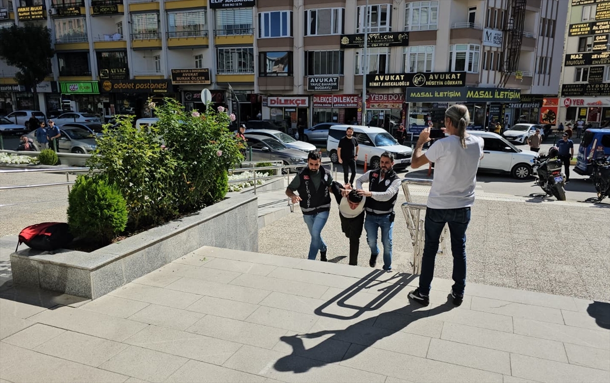 Çorum'da iş yerinde tüfekle vurulan kişi hayatını kaybetti