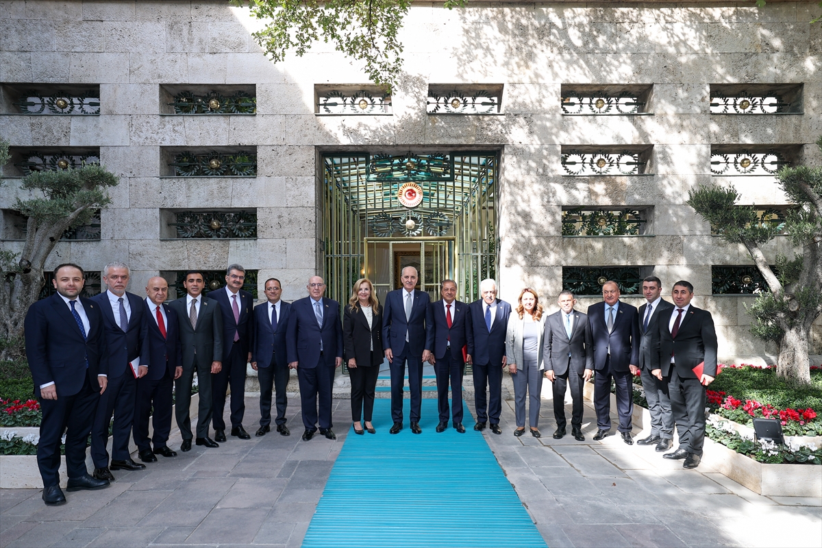 TBMM Başkanı Kurtulmuş, Türkiye, Azerbaycan ve KKTC’nin parlamentolar arası dostluk gruplarını kabul etti