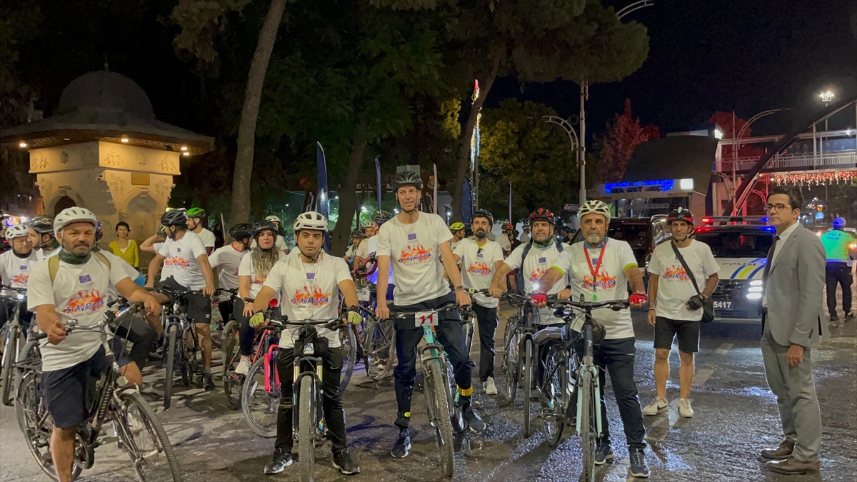 AB Türkiye Delegasyonu Maslahatgüzarı Vilcinskas, Şanlıurfa'da bisiklet turuna katıldı