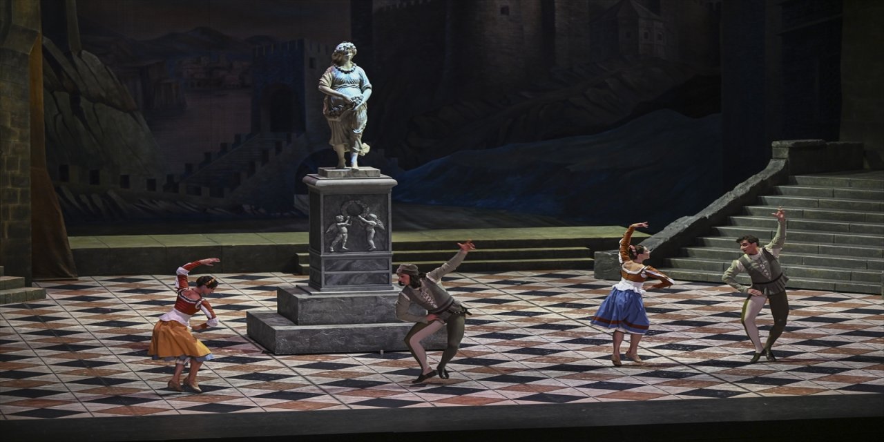 Bolşoy Bale ve Orkestrası, İstanbul Kültür Yolu Festivali’nde "Rome ve Juliet" sahnede