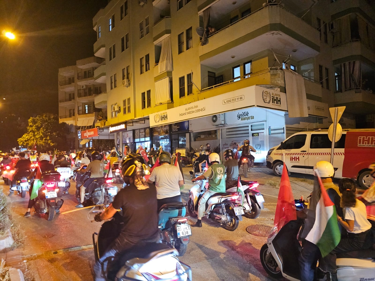 Alanya'da motosikletlerle "Gazze'ye destek" konvoyu düzenlendi