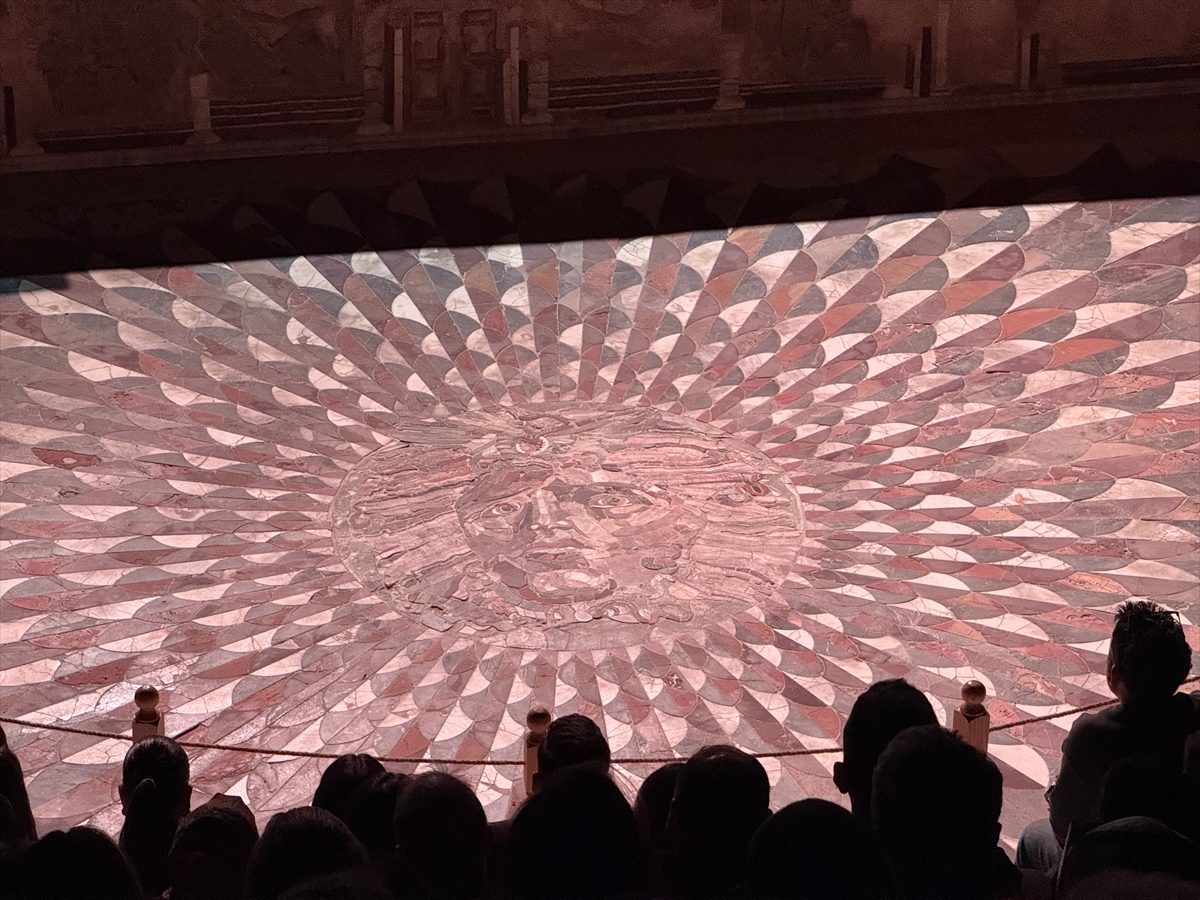 Piyanist Anjelika Akbar, Kibyra Antik Kenti'nde müzikseverlerle buluştu