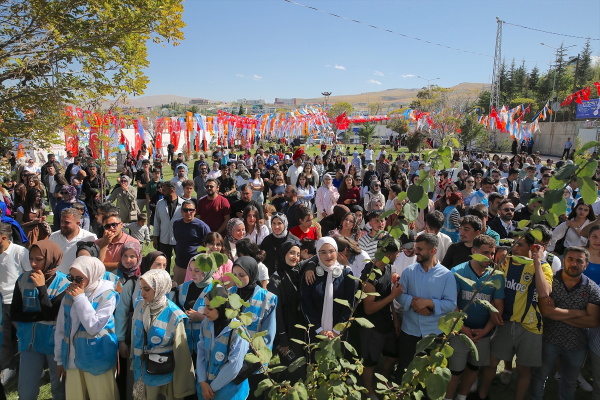 Van'da düzenlenen "AK Gençlik Van GölFest" sona erdi