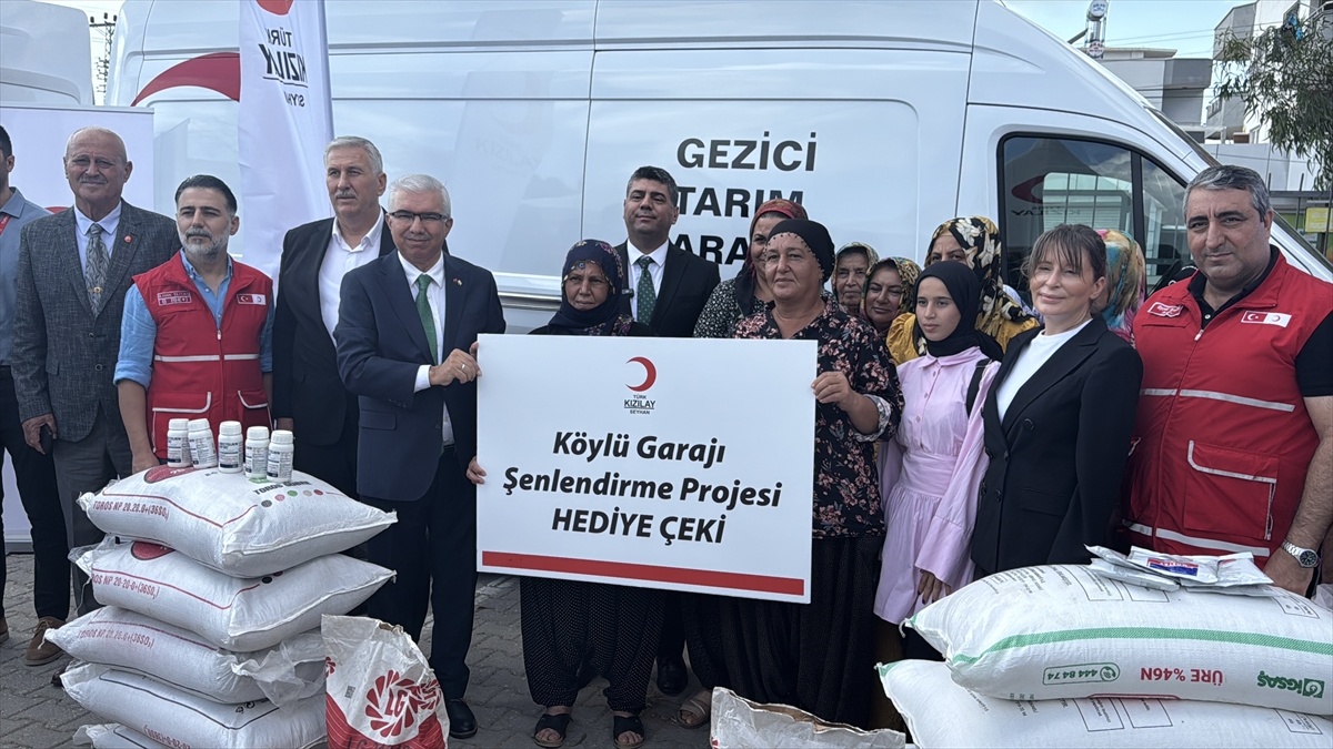 Türk Kızılaydan Adana'da küçük üreticilere tarımsal destek