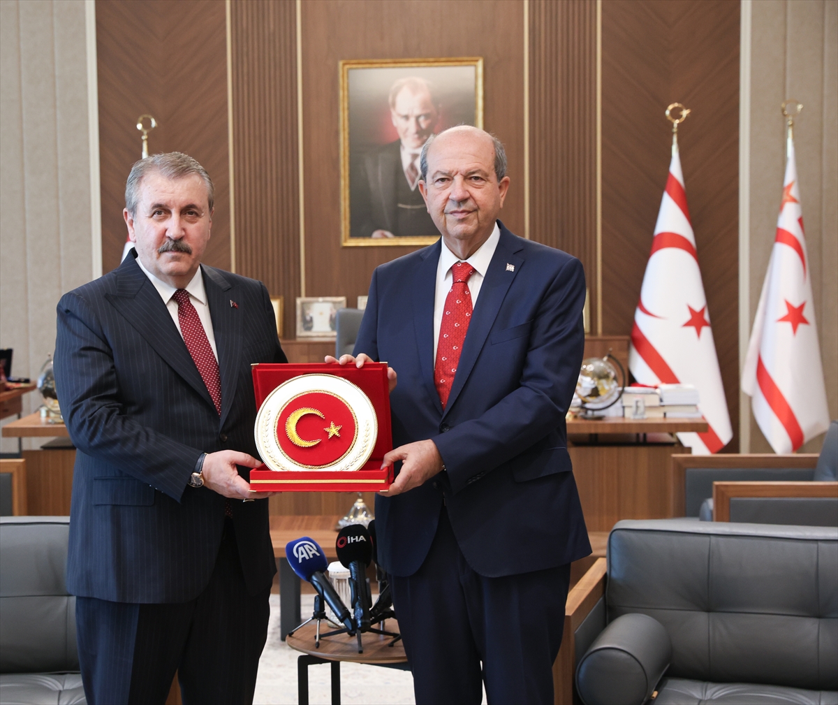 KKTC Cumhurbaşkanı Tatar, BBP Genel Başkanı Destici'yi kabul etti