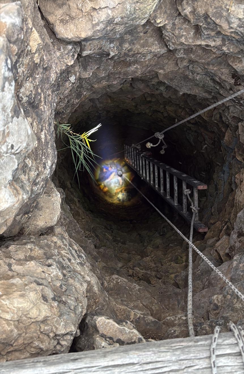 Diyarbakır'da 4 kişi, temizlemek için girdikleri su kuyusunda öldü