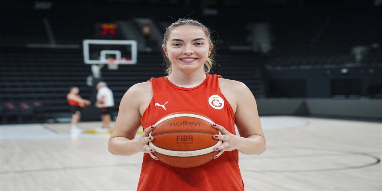 Galatasaraylı Sehernaz Çidal: Bu sezon kupa kazanmak istiyoruz