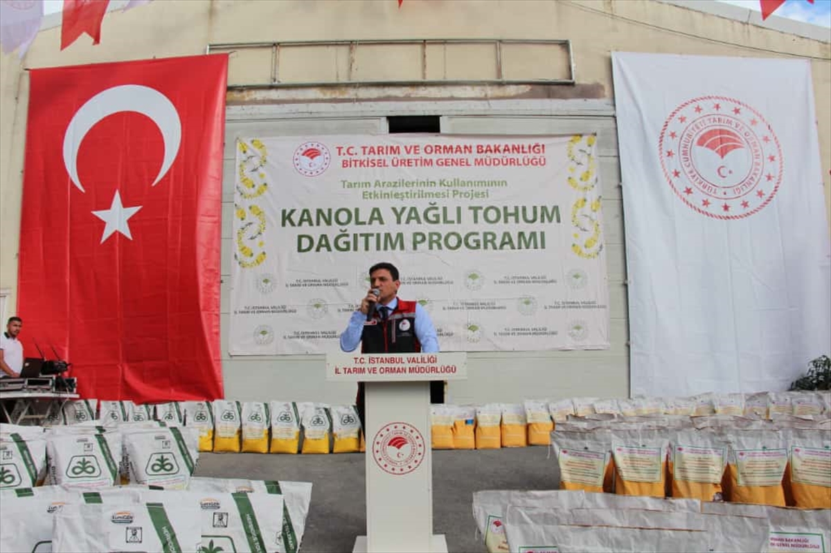 Tarım ve Orman Bakanlığı İstanbullu çiftçilere kanola tohumu dağıttı