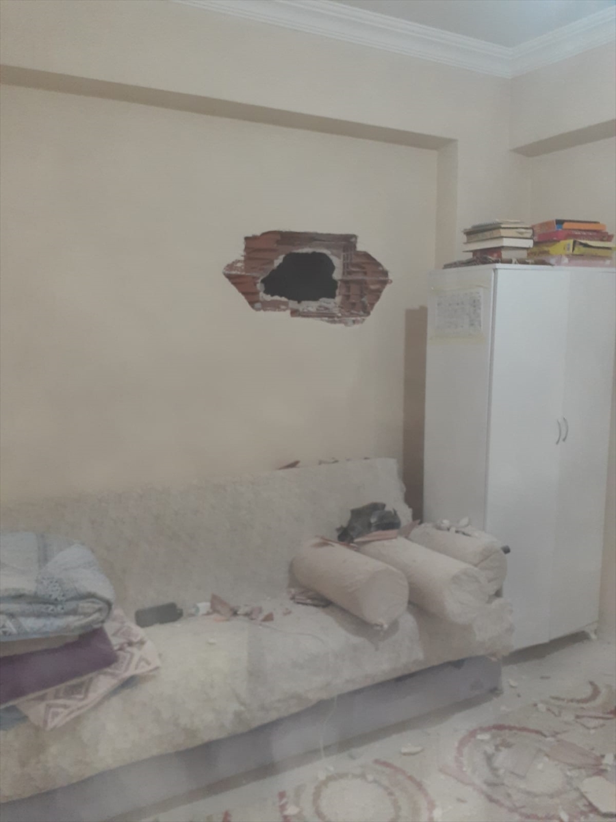 Ardahan'da evde piknik tüpünün patlaması sonucu bir kişi yaralandı