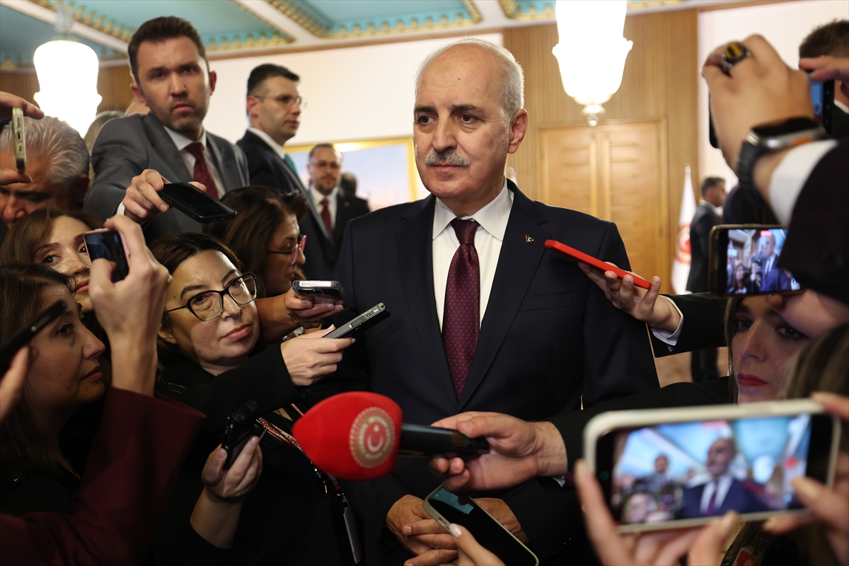 TBMM Başkanı Kurtulmuş, yeni yasama yılı resepsiyonunda soruları yanıtladı