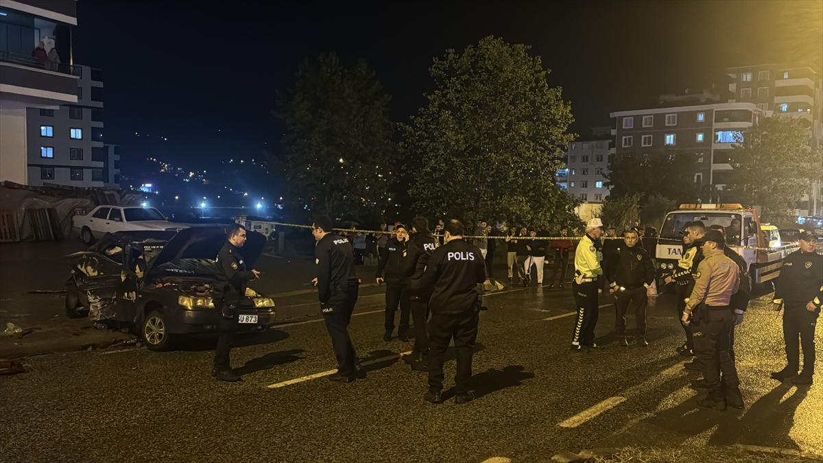 Samsun'da trafik kazasında aynı aileden 2 kişi öldü, 2 kişi yaralandı