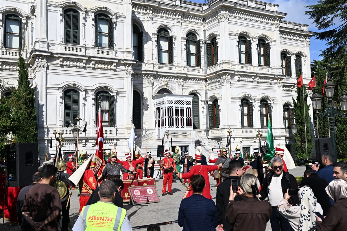 Yaz dönemi mehteran gösterileri Yıldız Sarayı'nda sona erdi