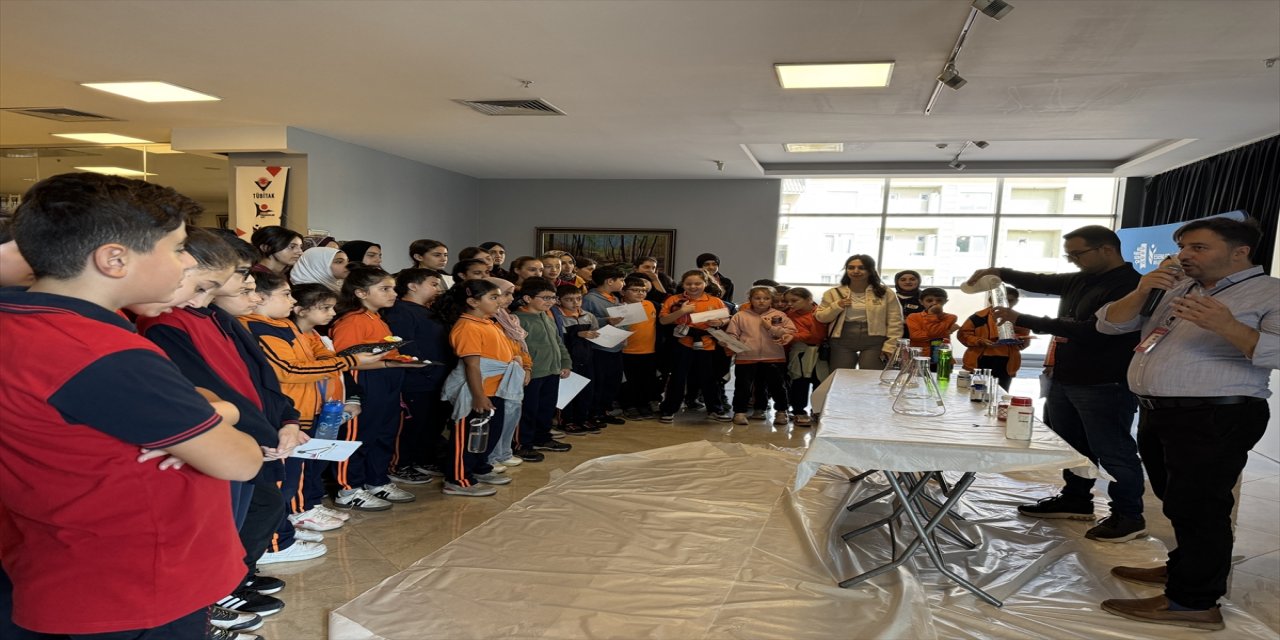 Esenler’de TÜBİTAK işbirliğiyle Bilim, İnovasyon ve Teknoloji Şenliği düzenlendi