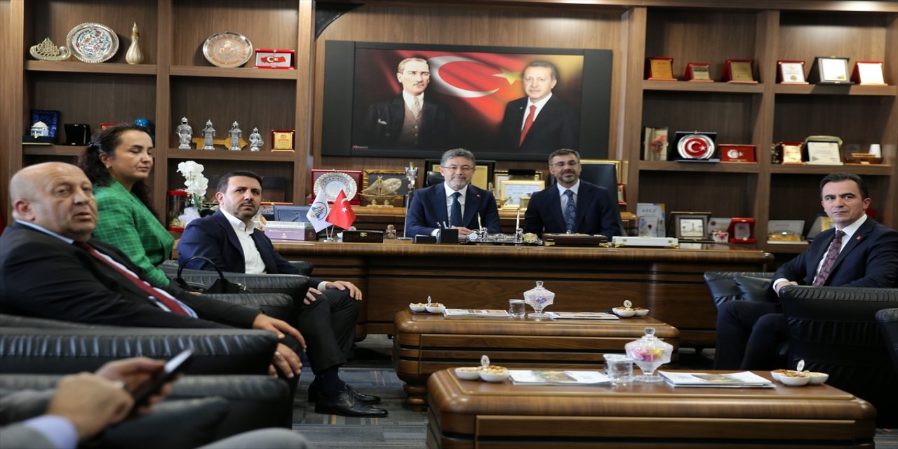 Bakan Yumaklı: TMO, üreticiyi korumak ve tüketiciye uygun fiyat sağlamak için gerektiğinde alıma başlayacak