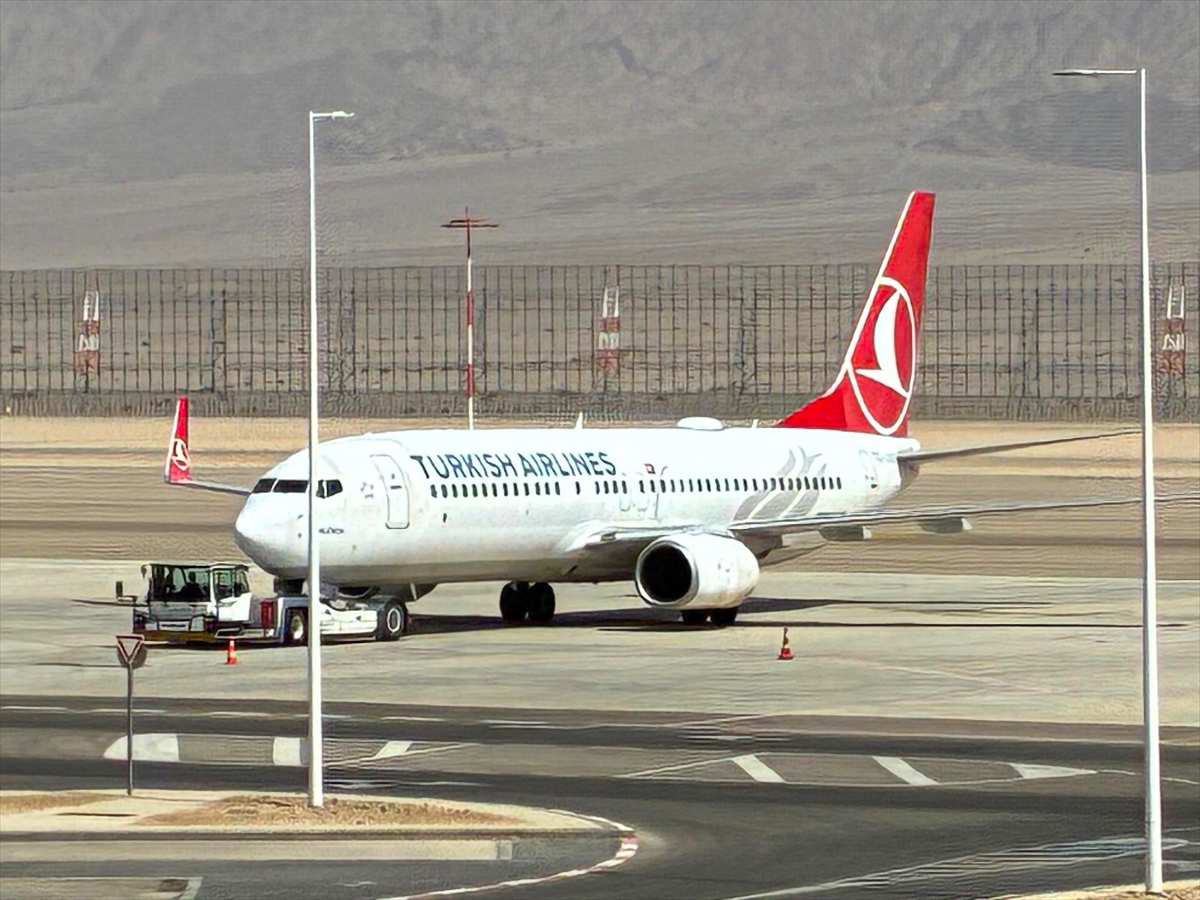 Aktivistleri İstanbul'a götürecek THY uçağının İsrail'in Ramon Havalimanı'ndan kalkması bekleniyor