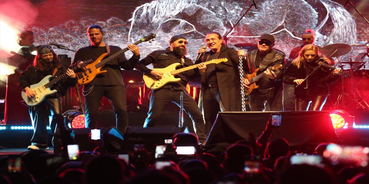 Kars'ta Yaşayan Miras Festivali'nde Kıraç Sahne Aldı