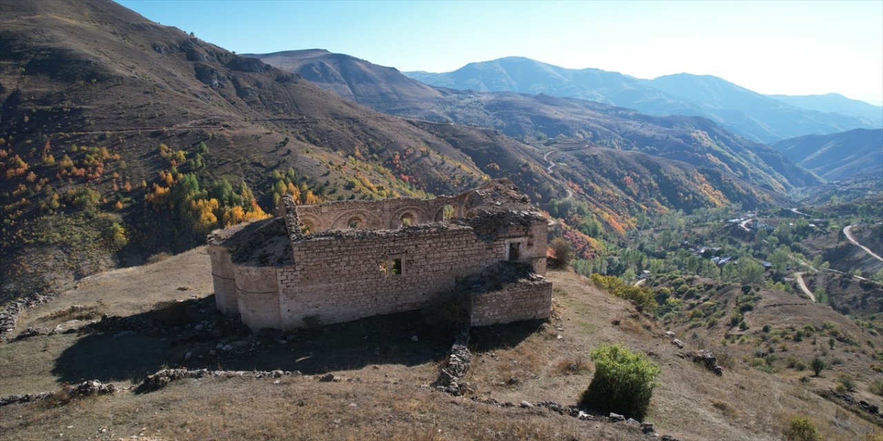 Gümüşhane Üniversitesi, Krom Vadisi’ndeki 40 kilisenin depremlerden nasıl etkilendiğini yapay zekâyla inceliyor