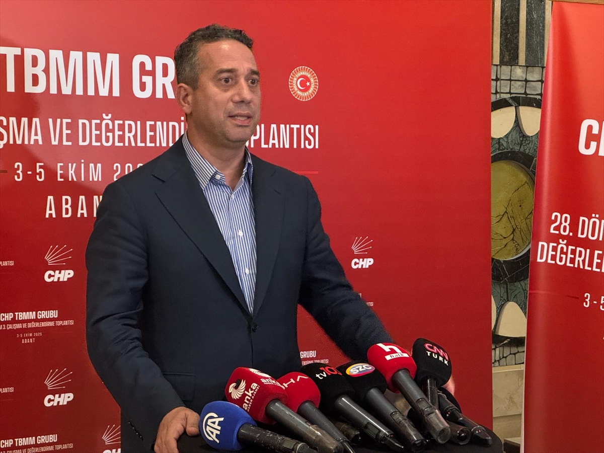 Biz halkı arkamıza almış bir grubuz." dedi.