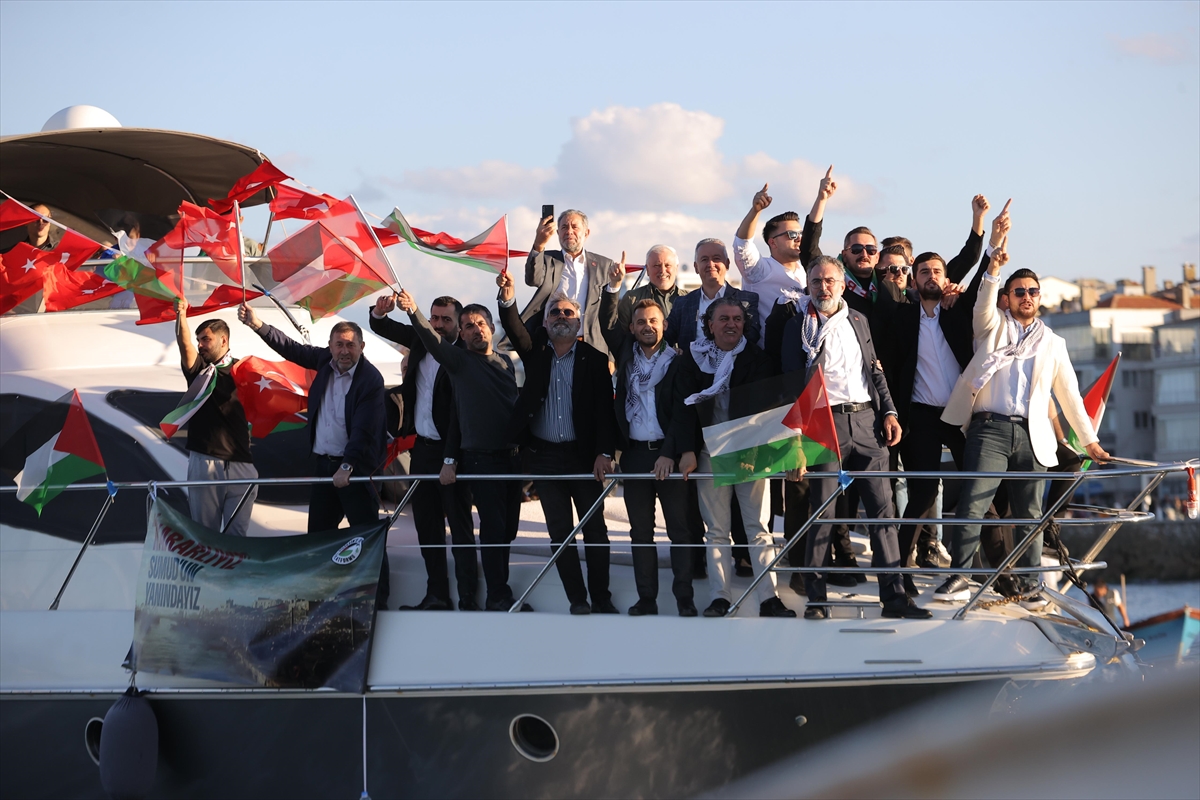 Bursa'da denizciler Filistin ve Küresel Sumud Filosu'na destek için Marmara Denizi'ne açıldı