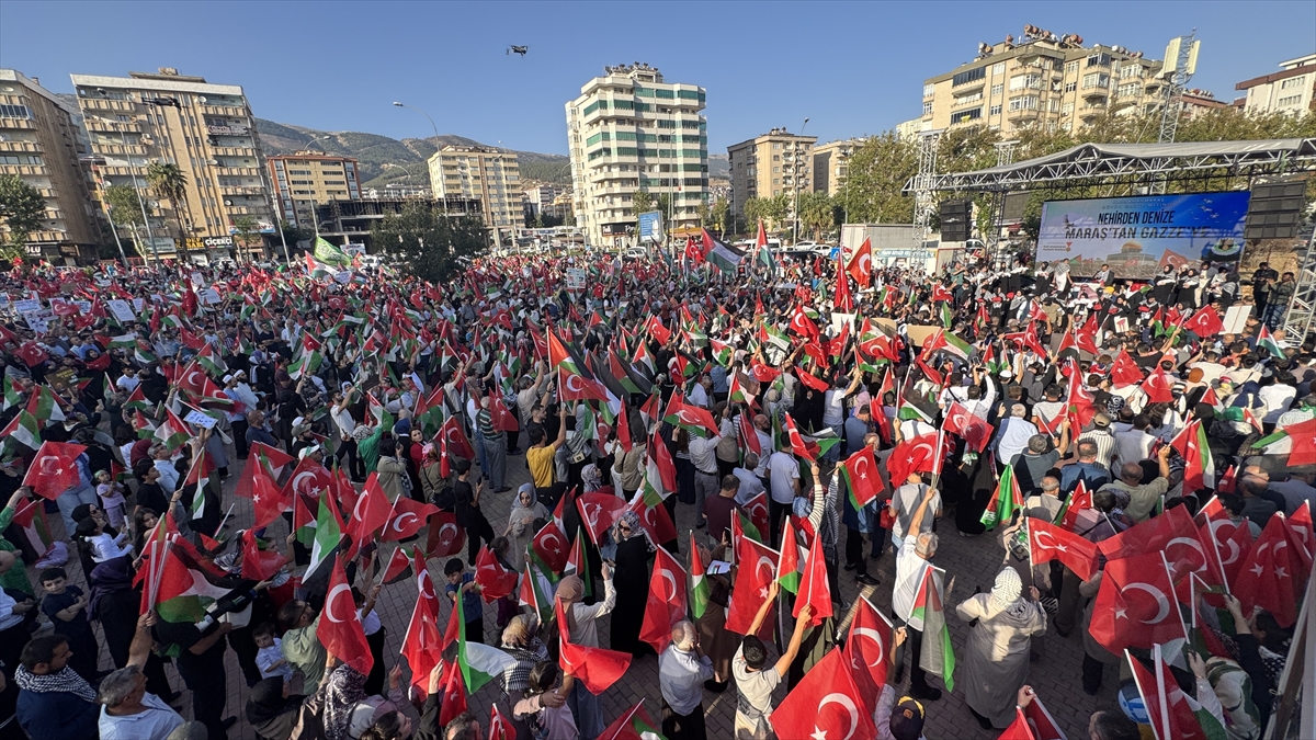 İsrail'in Gazze ve Küresel Sumud Filosu'na saldırıları protesto edildi