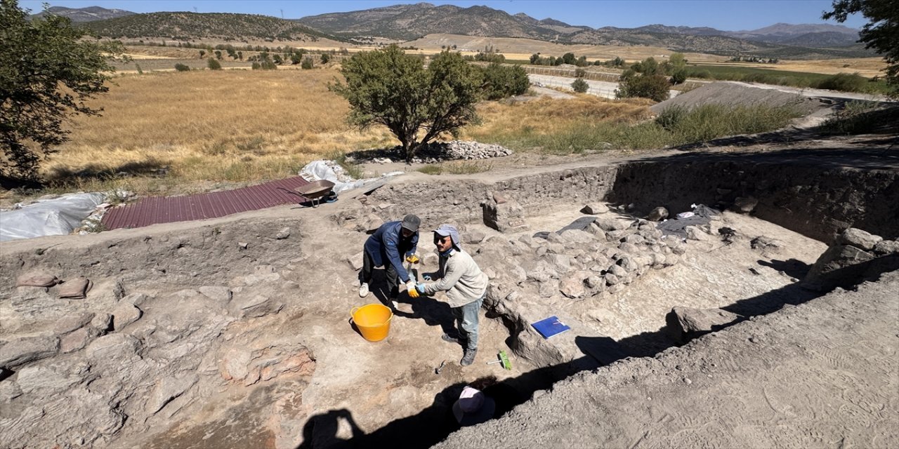 Konya Gökhöyük’te 6 bin yıl kesintisiz yerleşim izleri bulundu