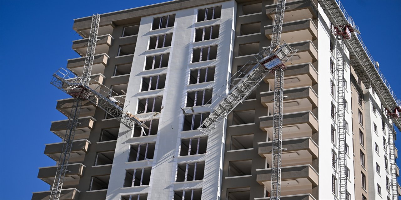 Ankara’da inşaatta facia: 12’nci kattaki yük asansörü düştü, iki işçi hayatını kaybetti