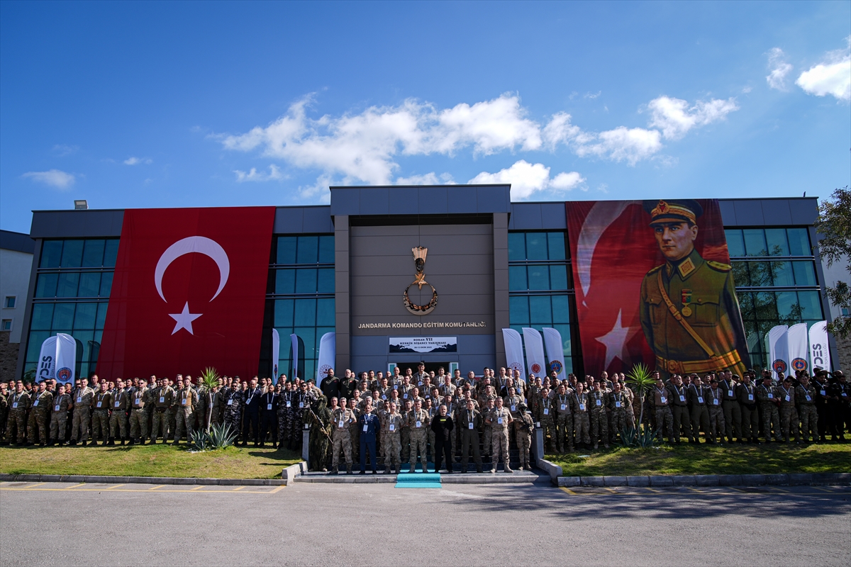 İzmir'de Boran-7 Uluslararası Keskin Nişancı Yarışması başladı