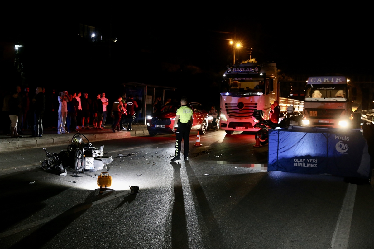 Muğla'da iş makinesiyle çarpışan motosikletin sürücüsü hayatını kaybetti