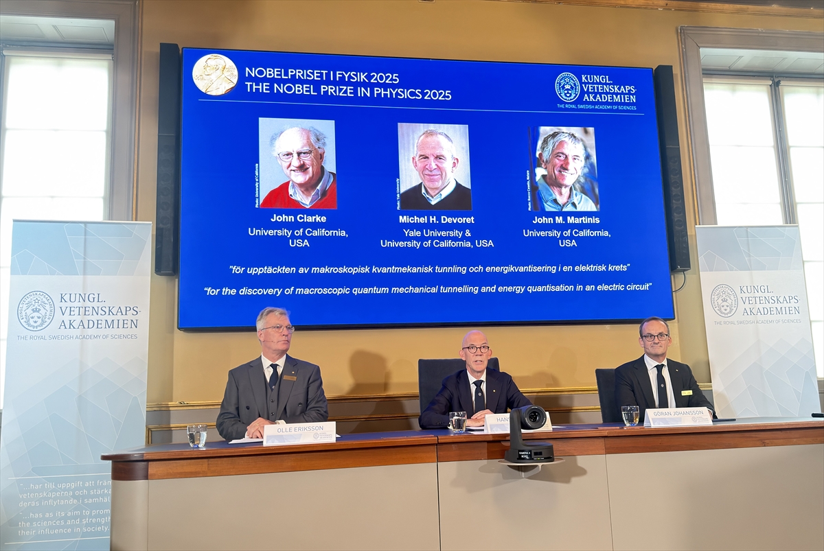 2025 Nobel Fizik Ödülü'nü John Clarke, Michel Devoret ve John Martinis kazandı