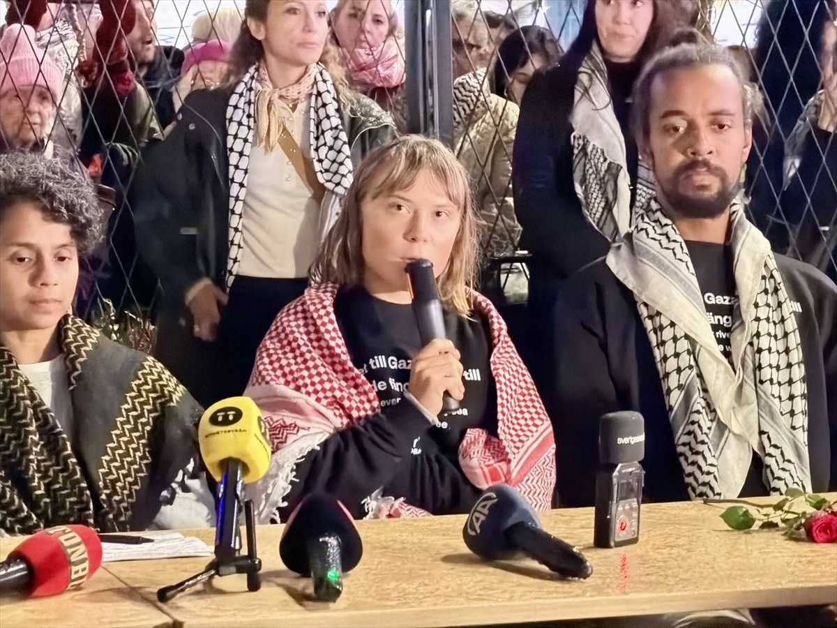 Aktivist Thunberg, İsrail'de kaldıkları süreçte temiz suya erişemediklerini söyledi