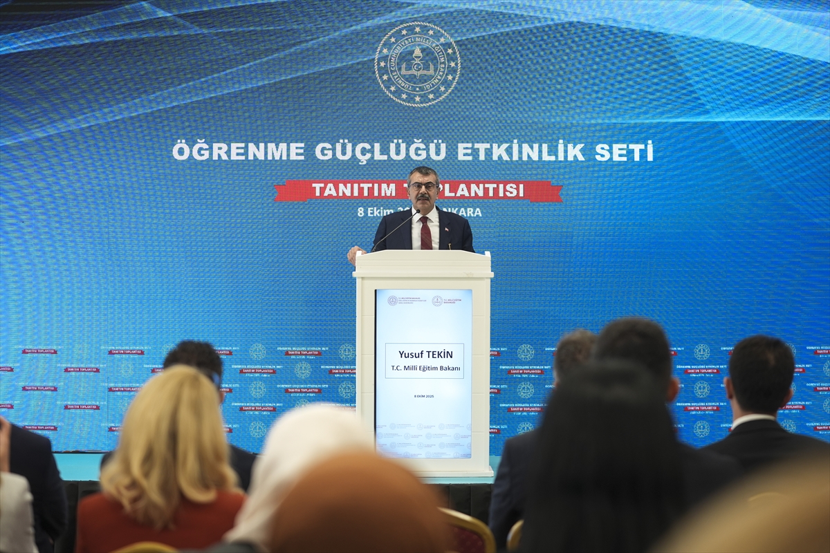 Bakan Tekin, "Öğrenme Güçlüğü Etkinlik Seti Tanıtım Toplantısı"nda konuştu
