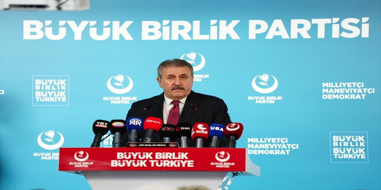 Destici: İsrail’deki tutsak milletvekillerinin Türkiye’ye getirilmesini bekliyoruz