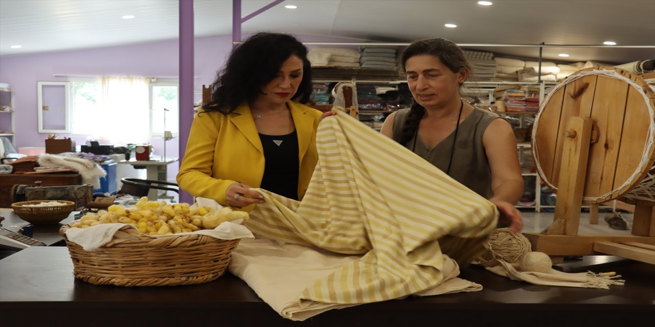 Hatay sarısı ipek böceği, Emel Duman’ın çabasıyla yeniden hayat buldu, coğrafi işaretle tescillendi.