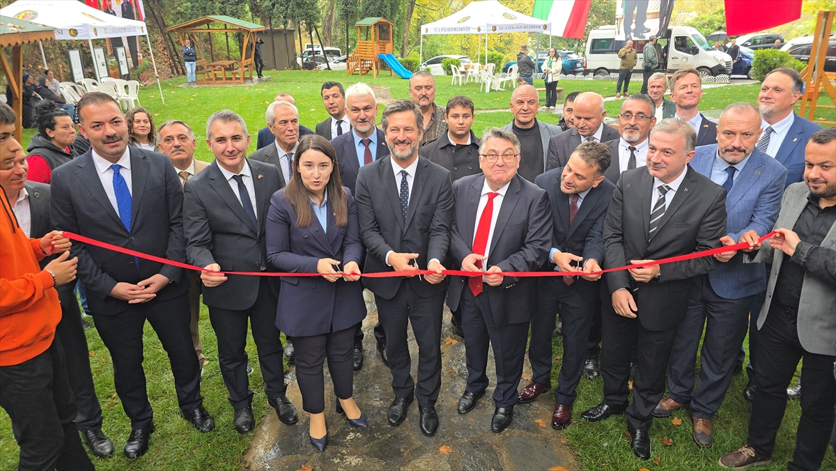 Zonguldak'ta yaptırılan "Türk-Macar Dostluk Parkı" açıldı