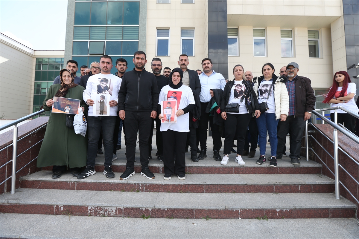 Kars'ta 6 yaşındaki çocuğun maganda kurşunuyla ölümüne ilişkin 5 sanığın yargılanmasına devam edildi