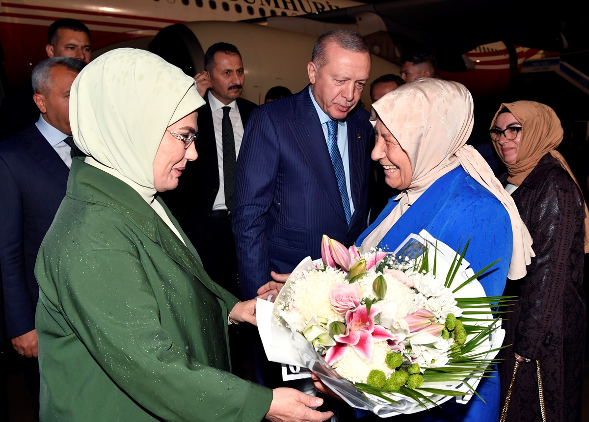 Cumhurbaşkanı Erdoğan, memleketi Rize'nin Güneysu ilçesinde vatandaşlara hitap etti