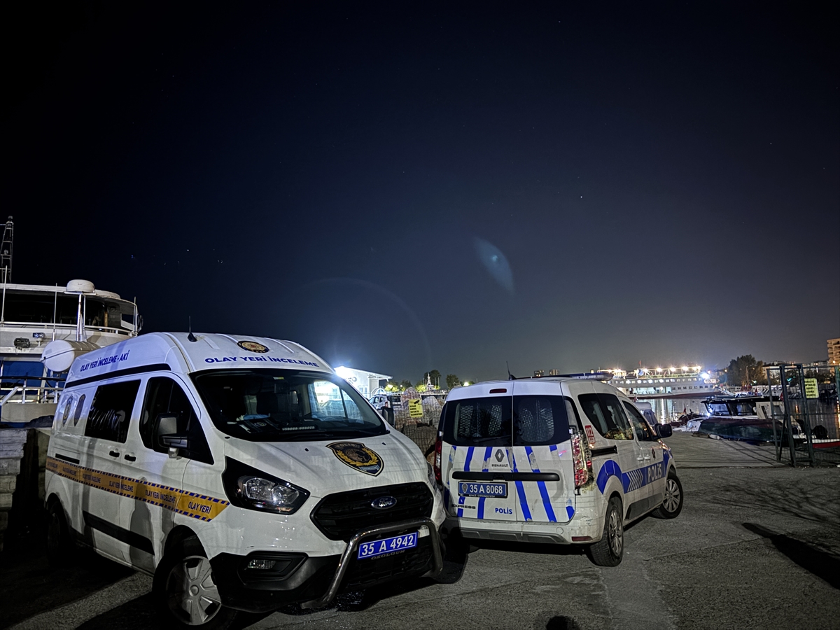 İzmir'de denizde erkek cesedi bulundu