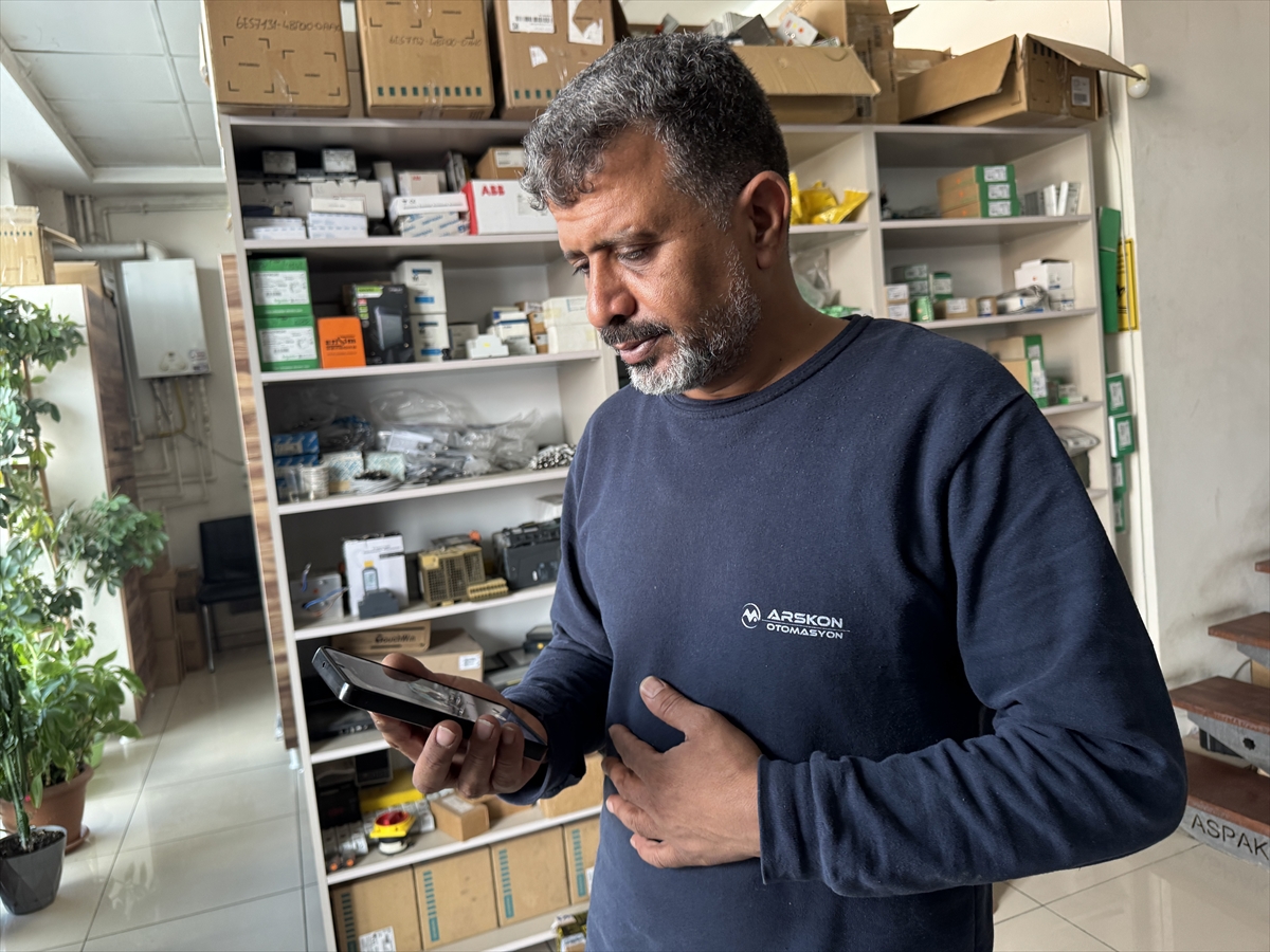 Gazzeli baba ailesine kavuşmak için heyecanla ateşkes sürecini bekliyor