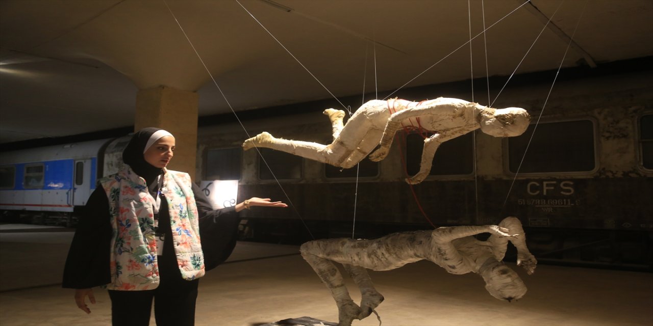 Halep’te “Yol 2 Sergisi”nde savaş sonrası barış özlemi, 75 sanatçının eserleriyle sanatseverlerle buluştu