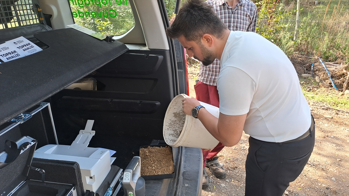 Sakarya'da "Yerinde Toprak Analizi" çiftçiler tarafından memnuniyetle karşılandı