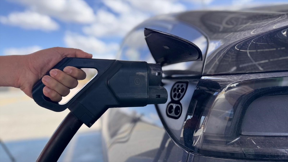 Tüketiciler Birliğinden "elektrikli araç poliçelerindeki menzillere dikkat edin" uyarısı