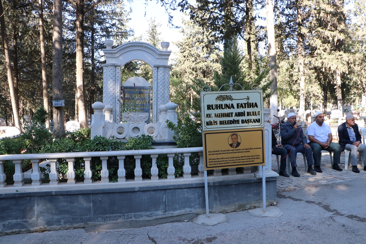 Eski Kilis Belediye Başkanı Mehmet Abdi Bulut kabri başında anıldı