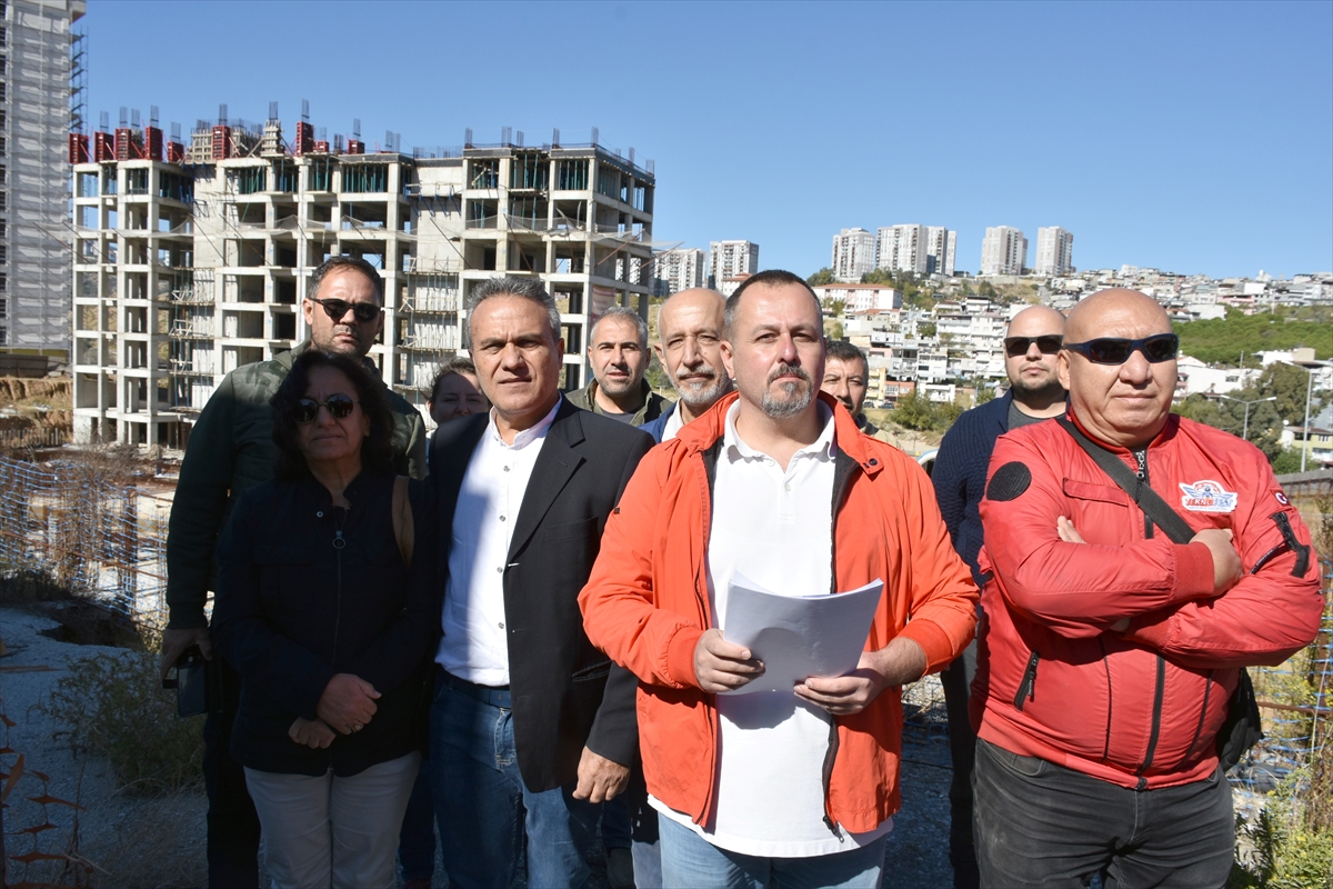 İzmir'de kooperatif mağdurlarından "Büyükşehir Belediyesi resmi garantör olsun" talebi