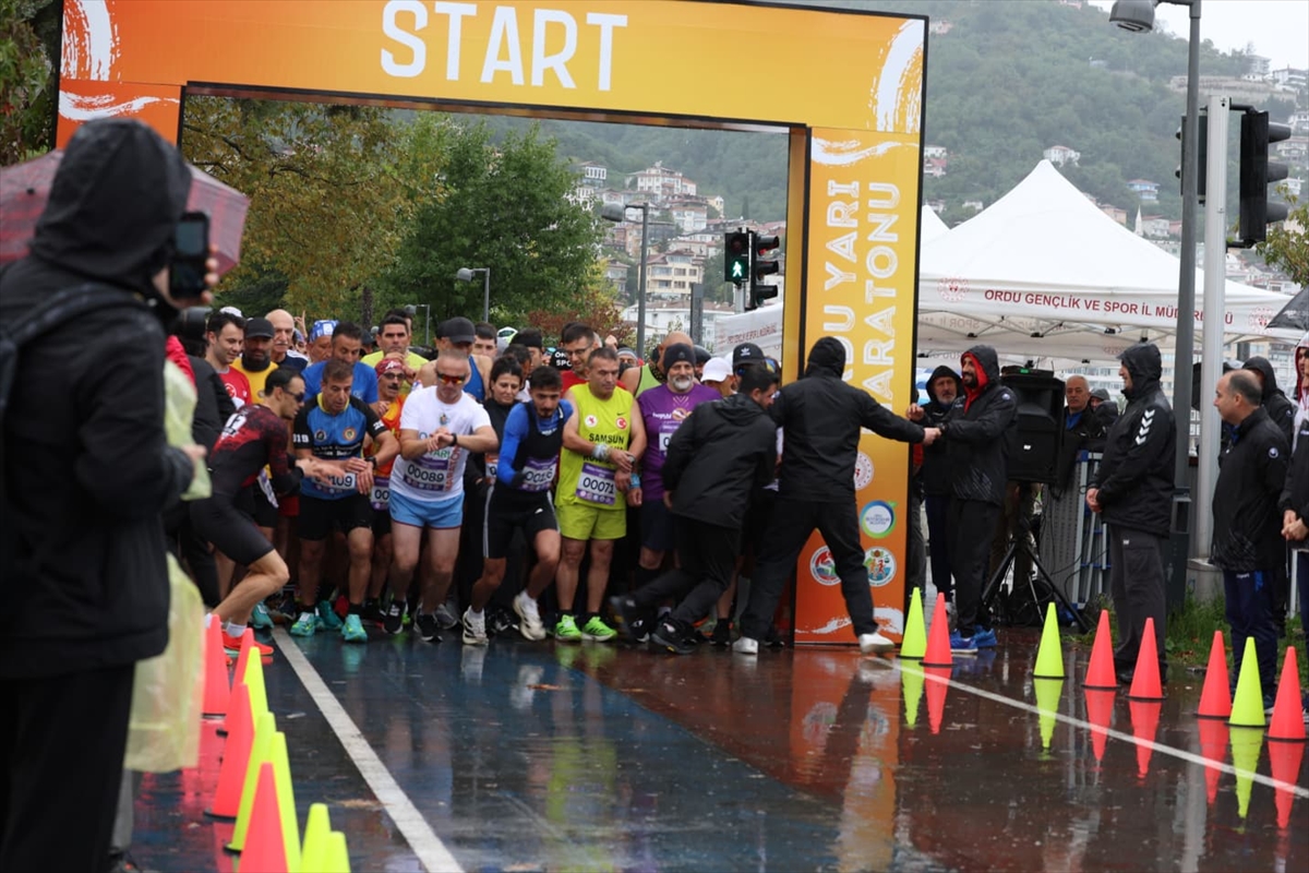 Ordu'da yarı maraton ve halk koşusu düzenlendi