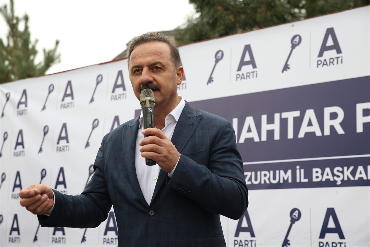 Anahtar Parti Genel Başkanı Ağıralioğlu Erzurum'da programlara katıldı