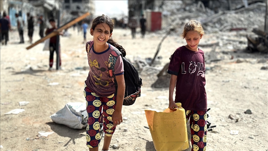 İsrail, serbest bırakılması beklenen Filistinli tutukluların ailelerinin seyahat etmelerini engelledi