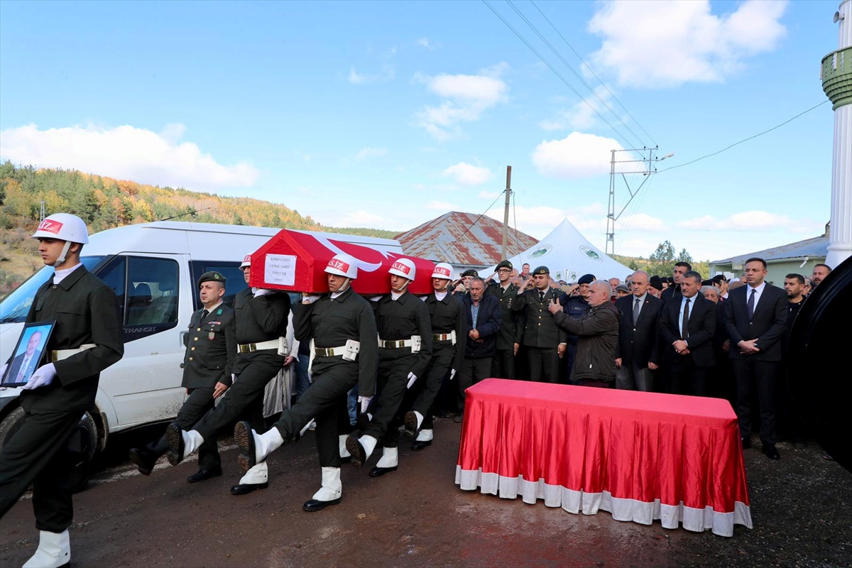 Ordu'da vefat eden Kıbrıs gazisi son yolculuğuna uğurlandı