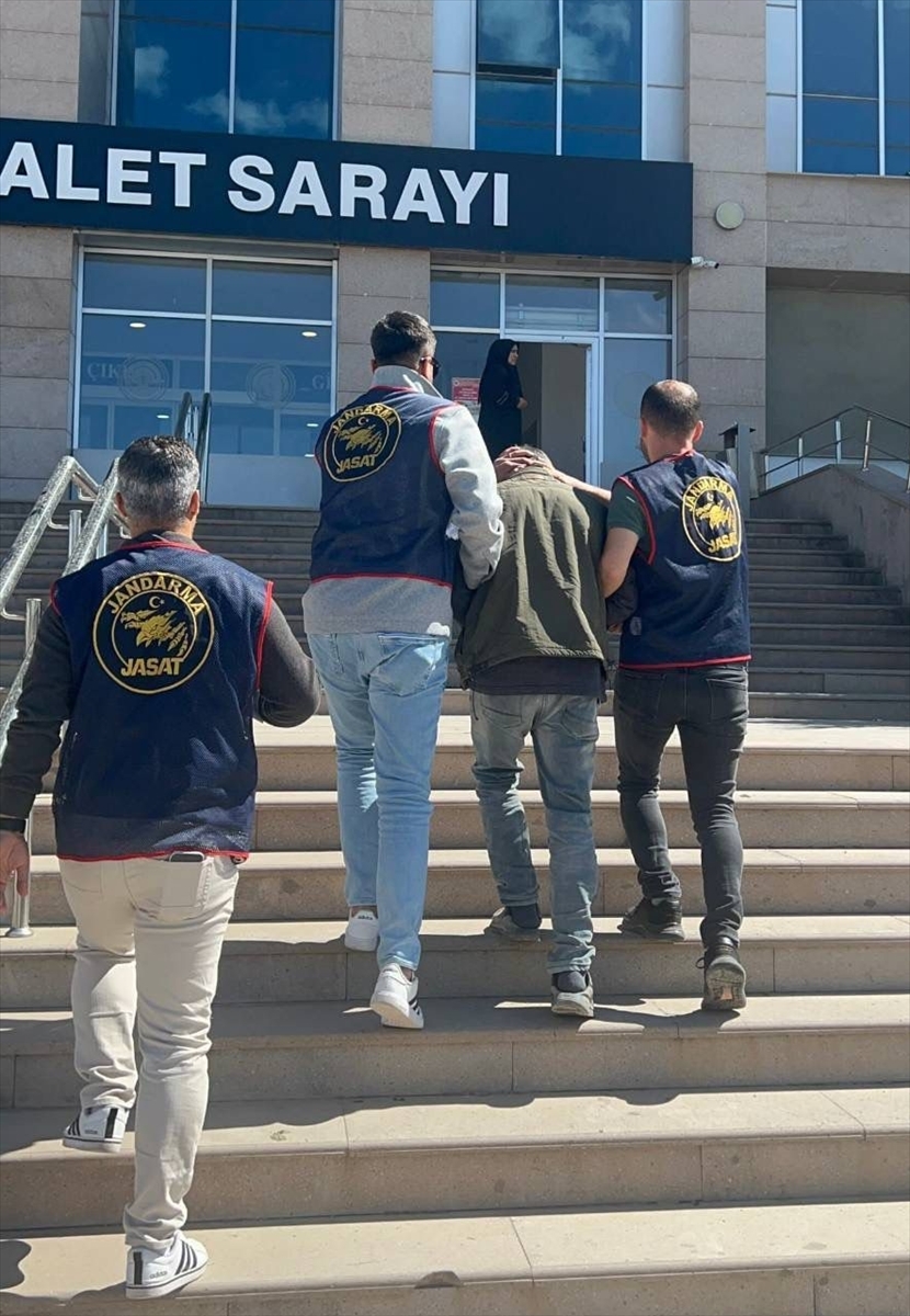 Van'da 11 yıl 3 ay kesinleşmiş hapis cezası bulunan yabancı uyruklu hükümlü yakalandı