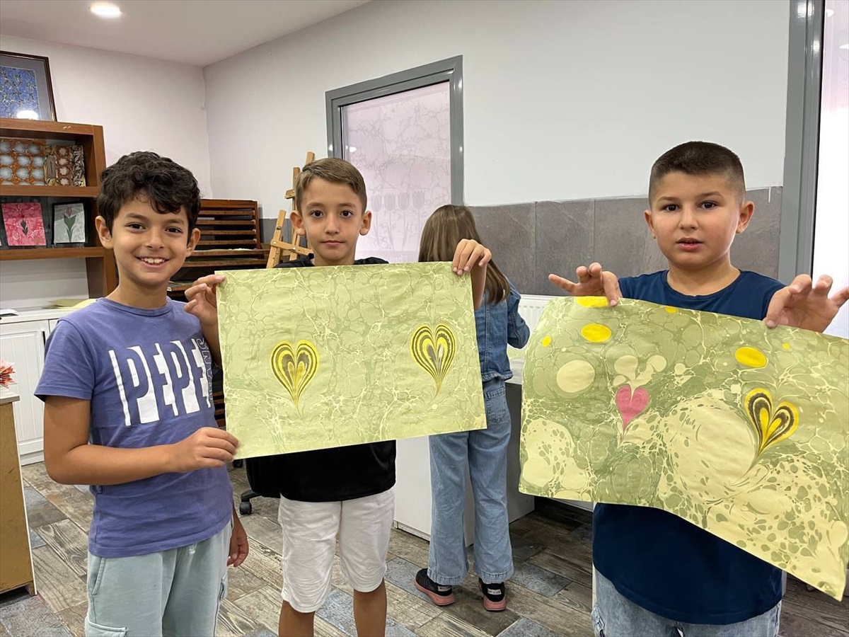 Genç yetenekler, sanata ilk adımı Fatih'te atıyor