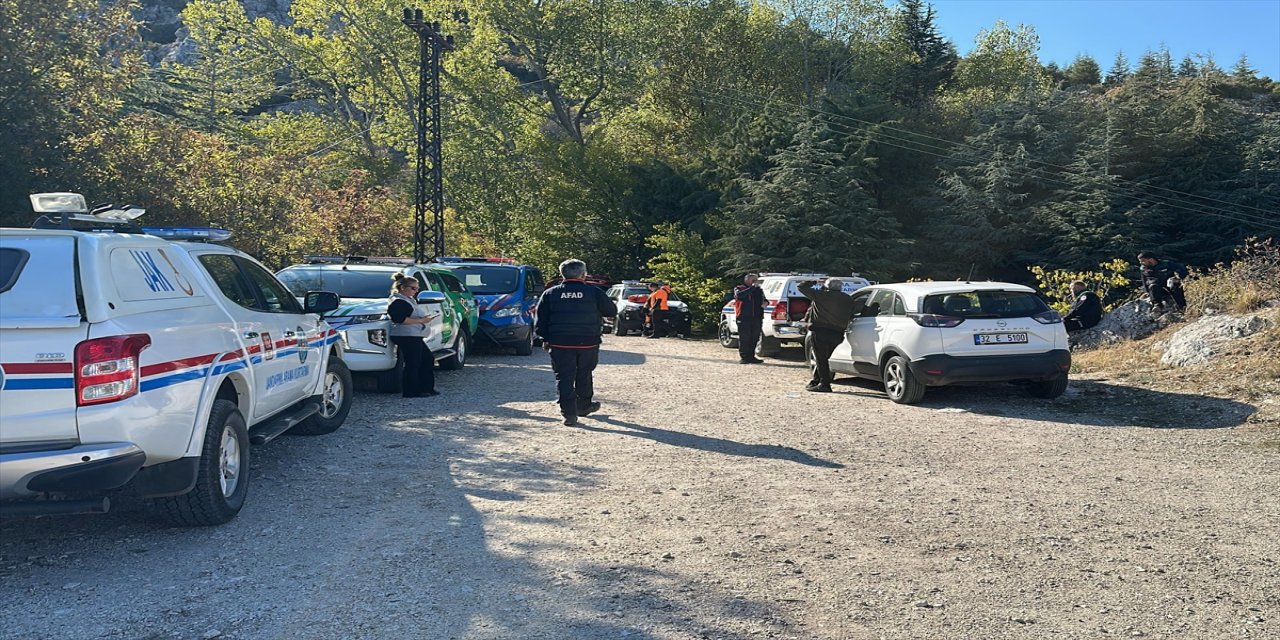 Eğirdir’de kamp yaparken kaybolan 75 yaşındaki Hurşit Yıldırım bulundu